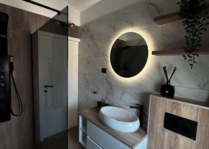 Premium Seaview Apartment