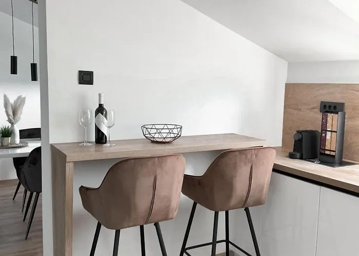 Premium Seaview Apartment